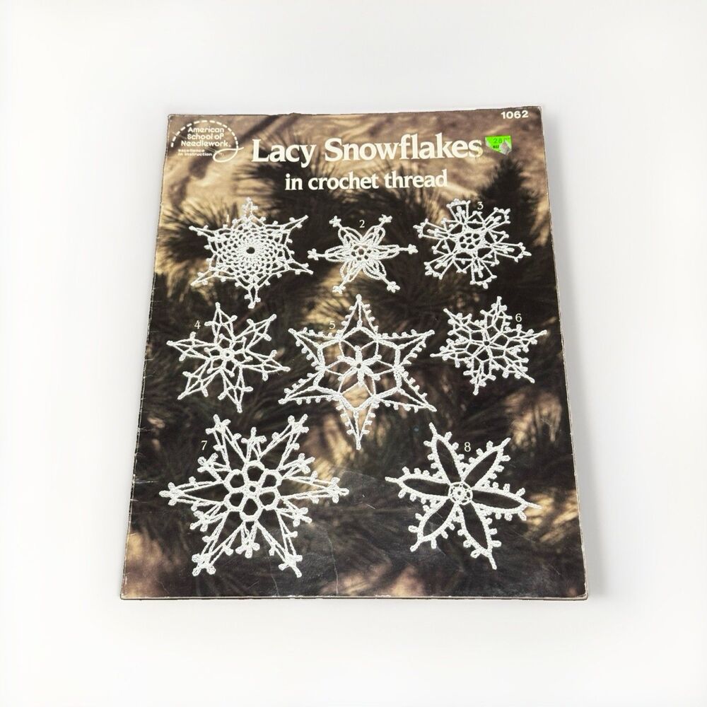 Lacy Snowflakes Crochet Thread Patterns Book 1062 Christmas Tree Ornaments